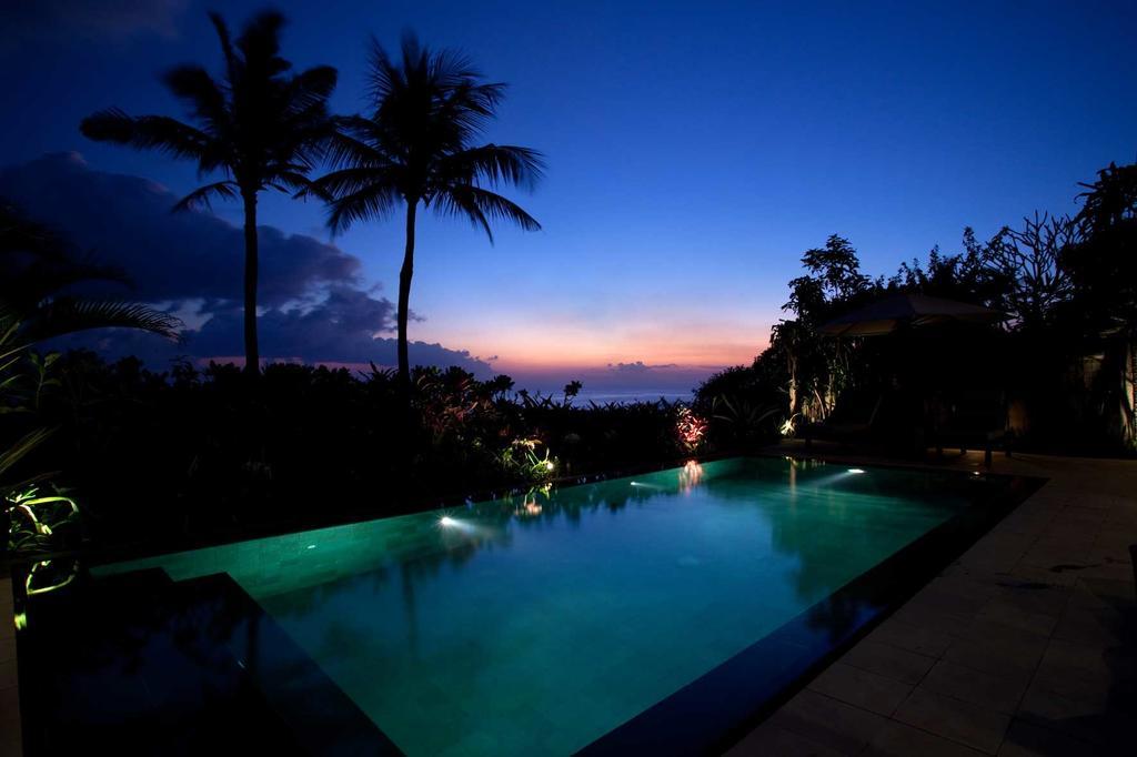 Sundara Oceanside Villa Танаг-Лот Екстер'єр фото